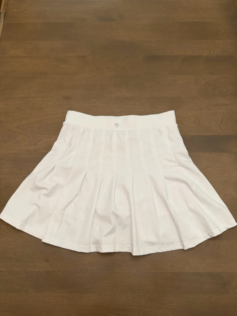 Indero Active Women’s Pleated Tennis Skort Size Large White
